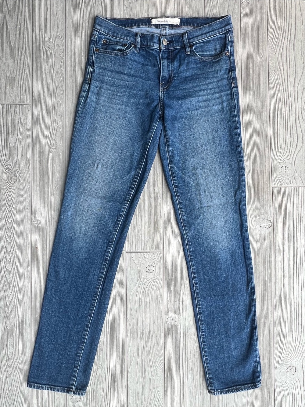 Gap 1969 Real Straight Jeans Womens 28 Long Medium Wash Classic Denim